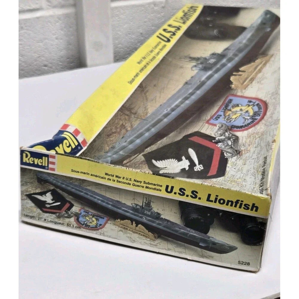 Revell 1:180 U.S.S. Lionfish Plastic Model Kit #5228 [U5]